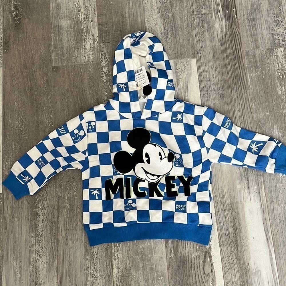 Zara Mickey Mouse Sweatshirt w/Hoodie